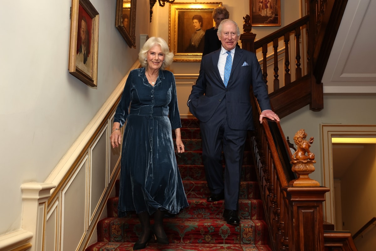 Rainha Camilla revela impacto do câncer de Charles III: "Foi difícil"