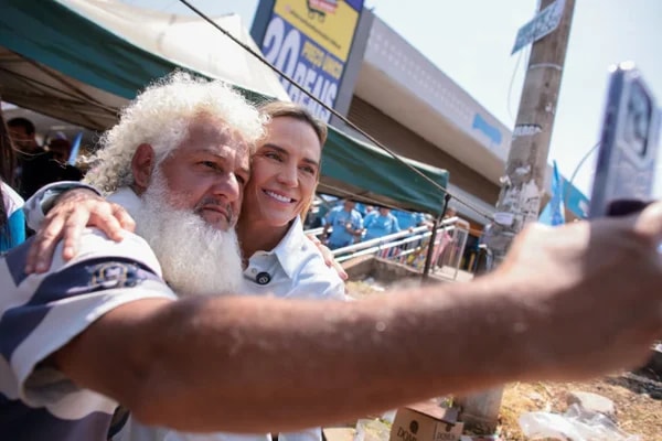 Em visita ao Gama, Celina Leão anuncia R$ 12 milhões para feiras do DF