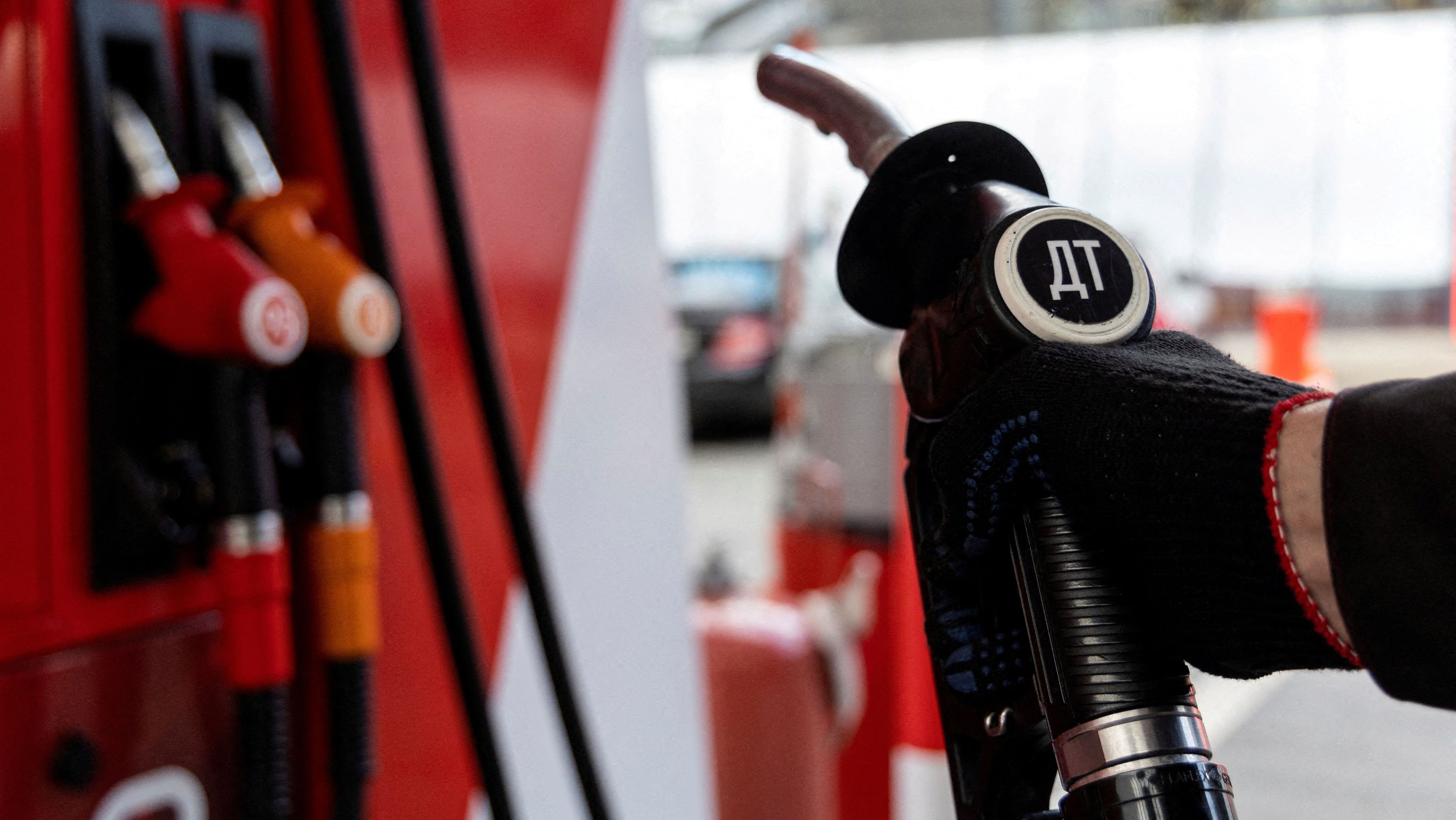 Preço do diesel dispara 6,67% em outubro e chega a R$ 7,20, aponta pesquisa
