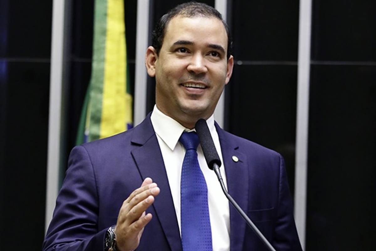 PSDB lança Vicentinho Júnior como candidato ao governo do Tocantins