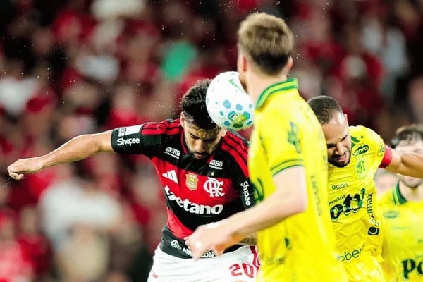 Leonardo Jardim exalta vitória do Flamengo sobre o Mirassol no Brasileirão