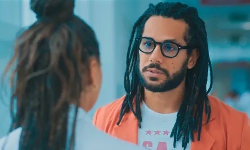 Por Você: Lucas engata novo romance após ser chutado por Bela; saiba com quem