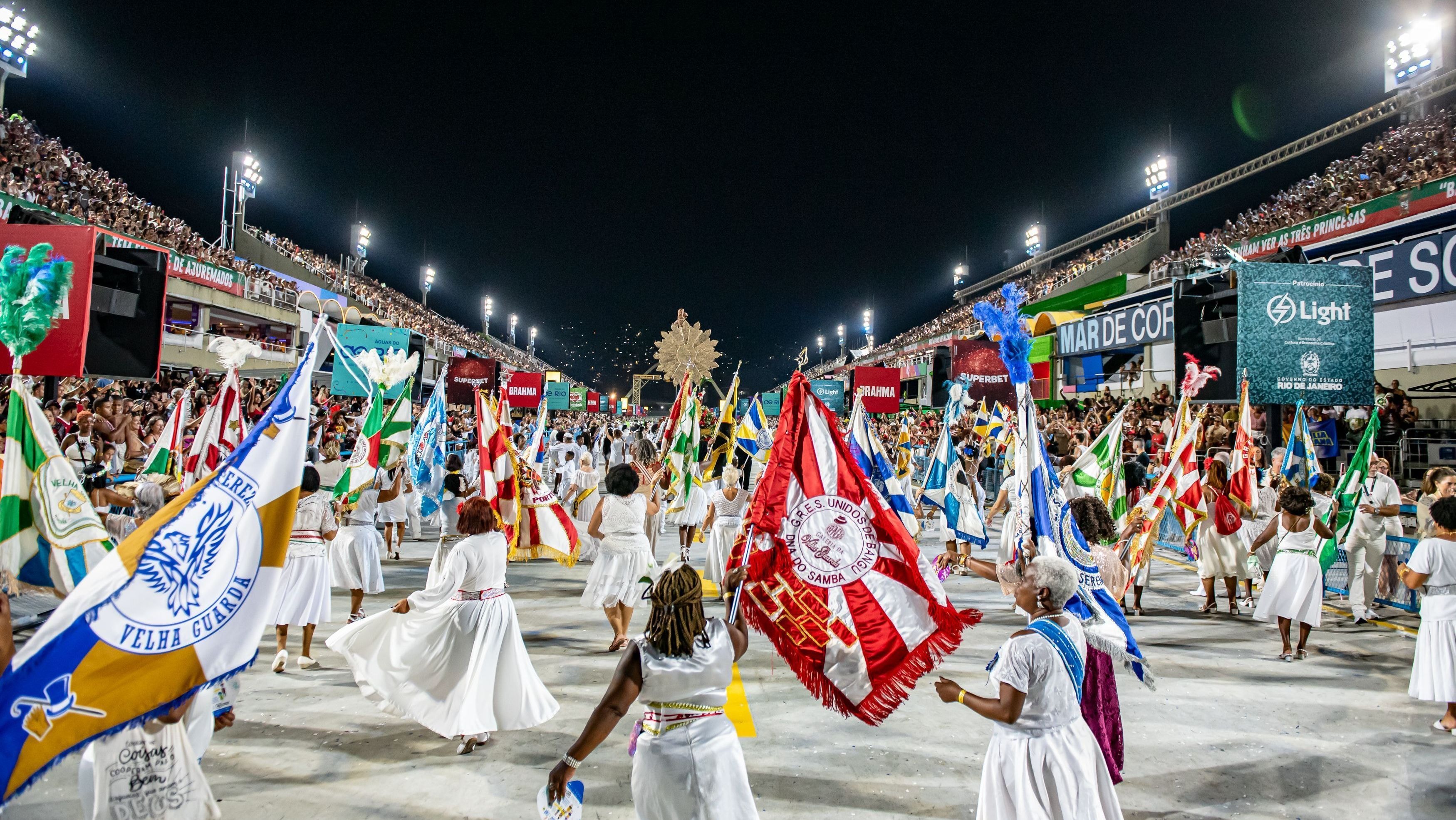 Carnaval 2027: ouça todos os sambas das escolas do Grupo Especial de SP