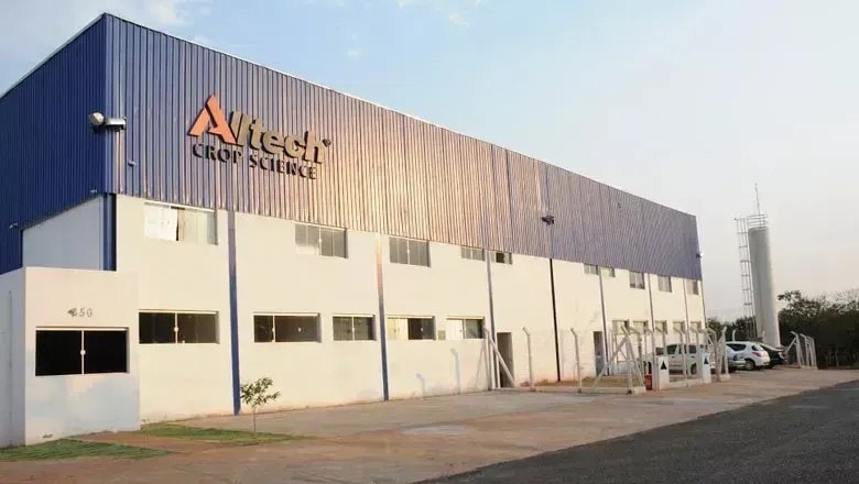 Gigantes americanas miram expansão da aviação agrícola no Brasil