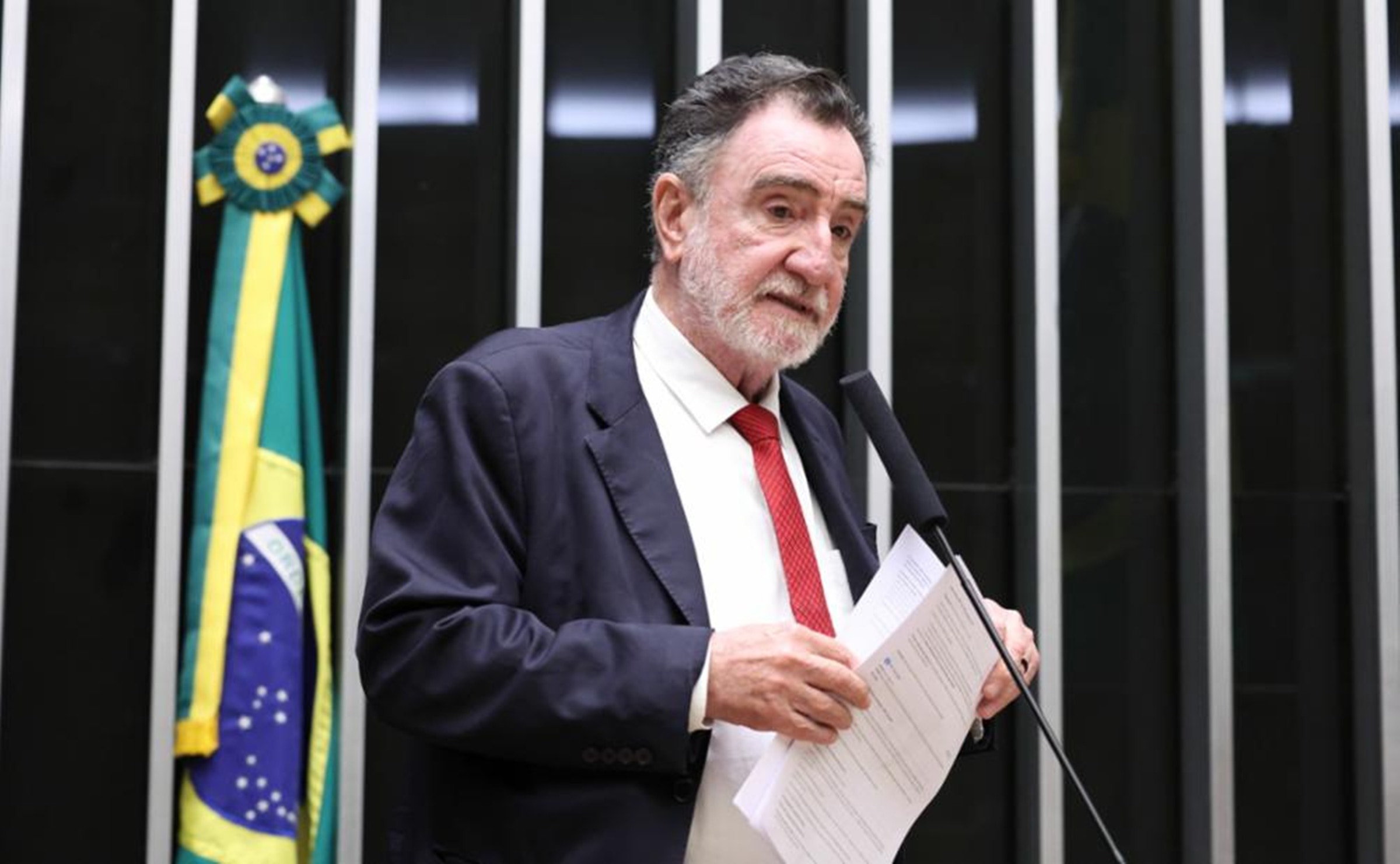 Patrus declara patrimônio de R$ 1,2 milhão ao TSE; veja os bens