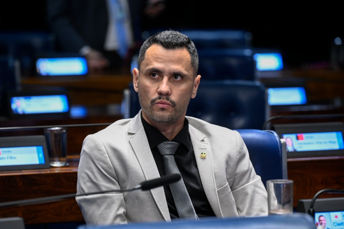 Às vésperas do fim de prazo, Cleitinho ainda não registrou candidatura