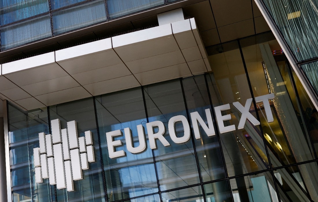 Bolsas europeias fecham em alta com PIB forte, balanços e juros estáveis na Europa