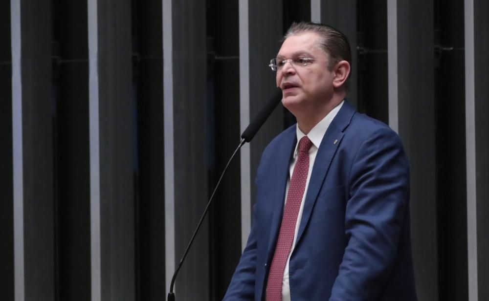 Quaest: Para 54%, PL da dosimetria visa diminuir pena de Bolsonaro