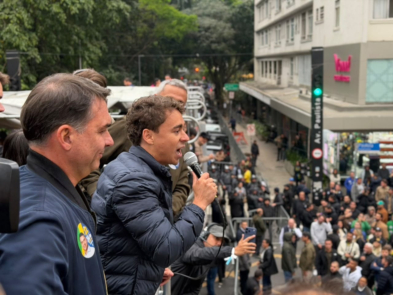 Nikolas chama áudio a Vorcaro de "pastel de vento" e pede prisão de Moraes