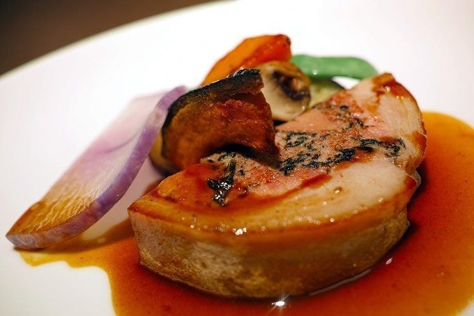 Foie gras pode ser feito sem alimentação forçada? Entenda
