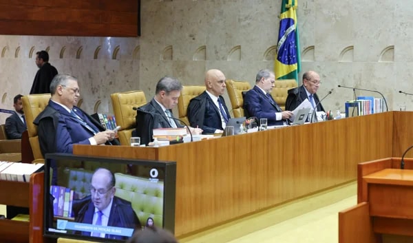 Análise: Moraes e Lula saem enfraquecidos de sessão do STF