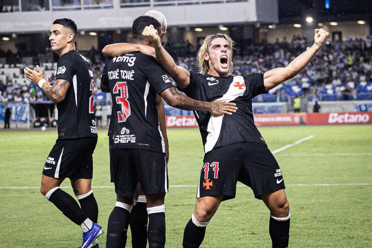 Com dois gols de Spinelli, Vasco vence Paysandu pela Copa do Brasil