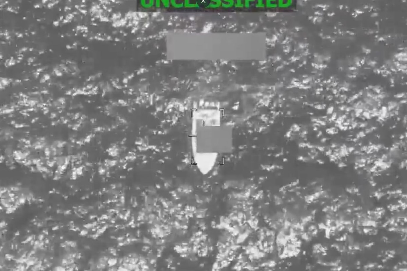 EUA ataca nova embarcação no Pacífico e mata quatro pessoas. Vídeo