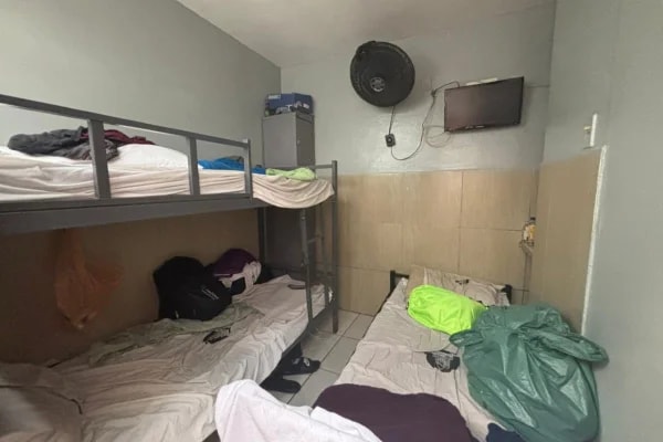 Ordem de interdição ameaça moradia de 128 acolhidos em hotel social de SP