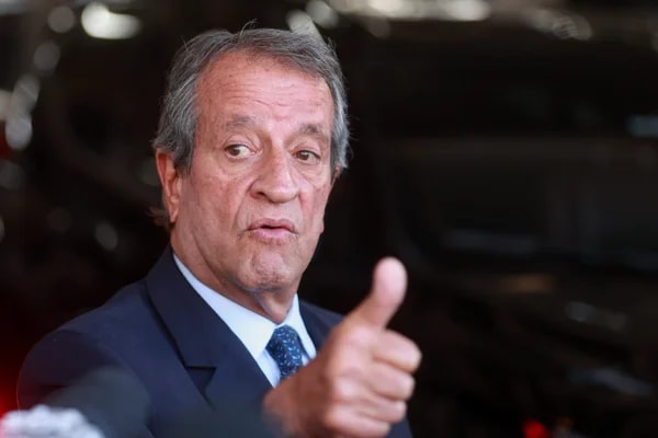 "Quem vai decidir é o Bolsonaro", diz Valdemar sobre candidatura de Michelle