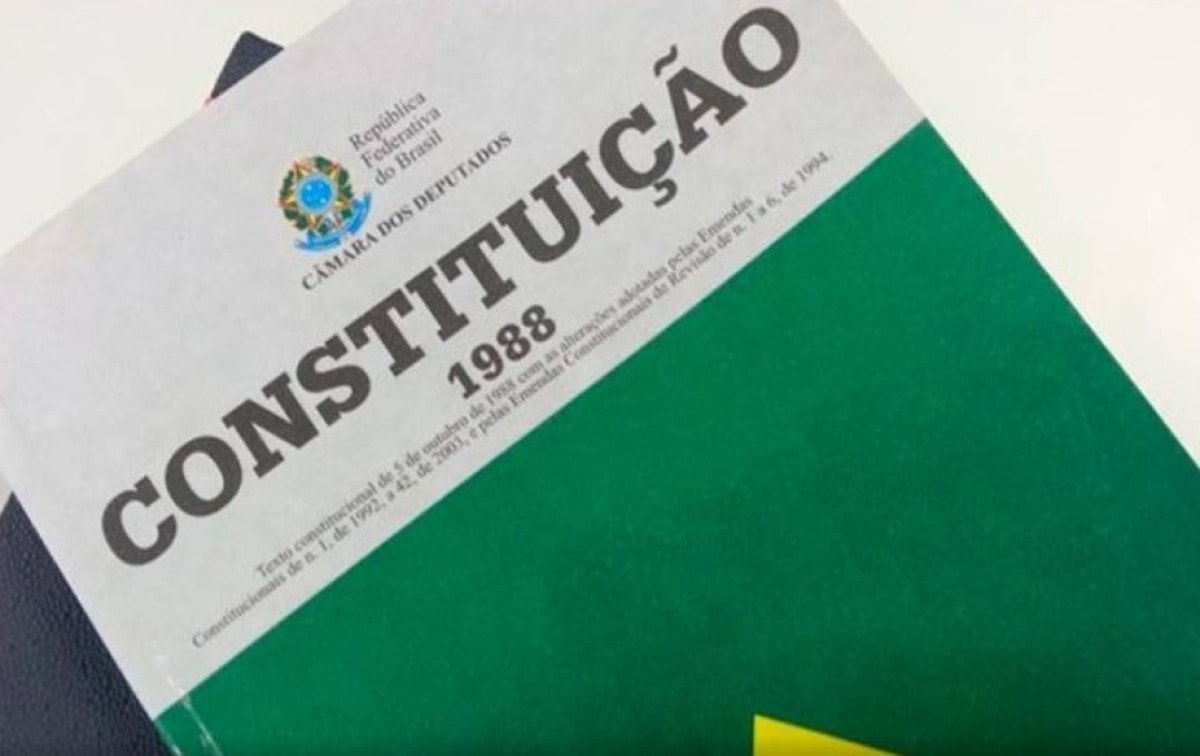 A Constituição de 1988 e o golpe dentro das regras do jogo