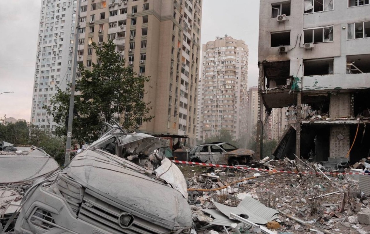 Ataque russo com drones e mísseis a Kiev deixa ao menos 14 mortos