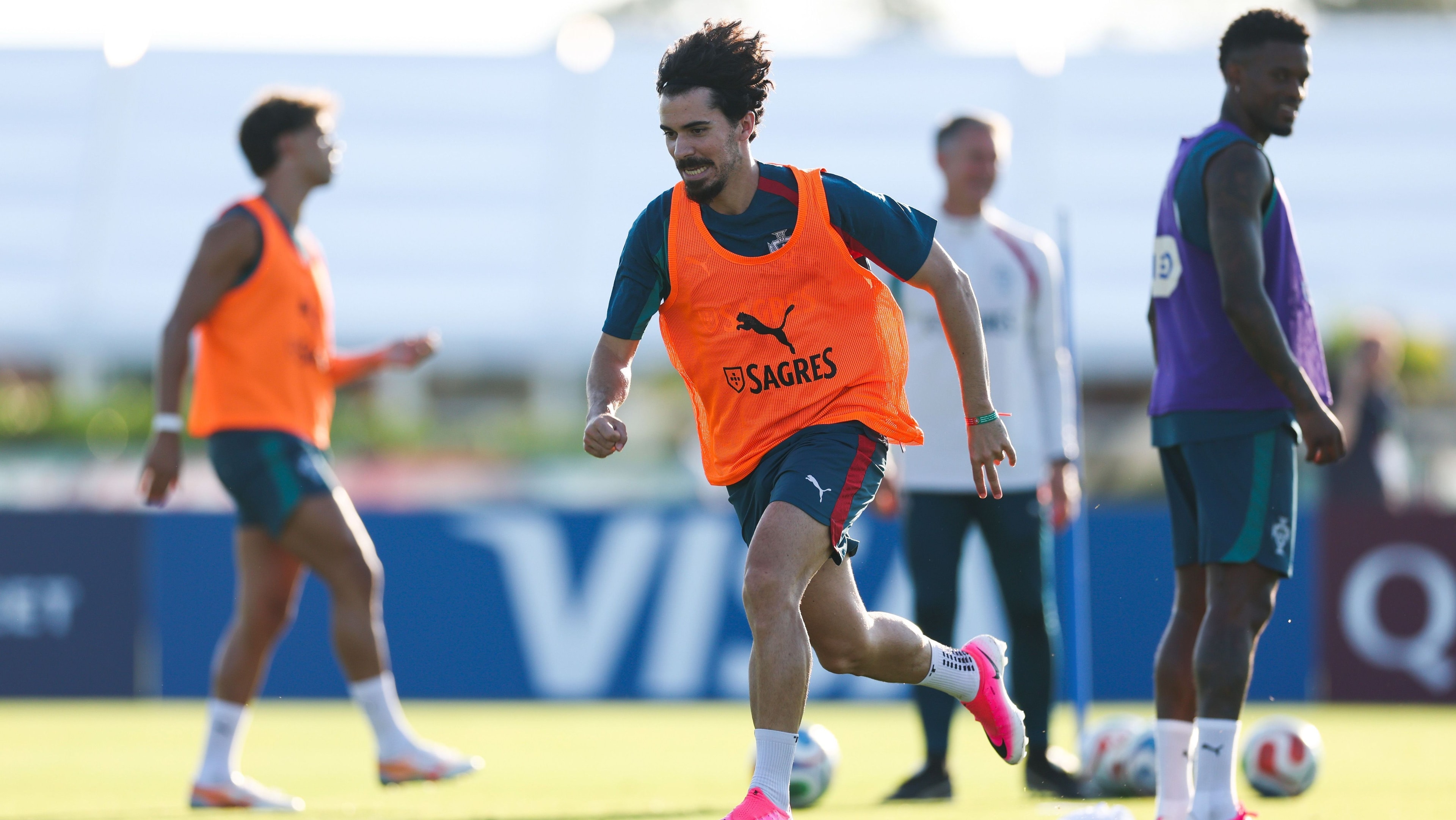 Base da Inglaterra na Copa é atingida por alerta de tornado nos EUA