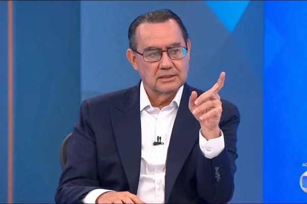 Augusto Cury cresce nas pesquisas e reacende 3ª via em eleição polarizada