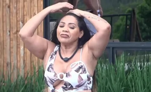 A Fazenda 18: Record é massacrada por não mostrar Darlin tocando o sino em tempo real