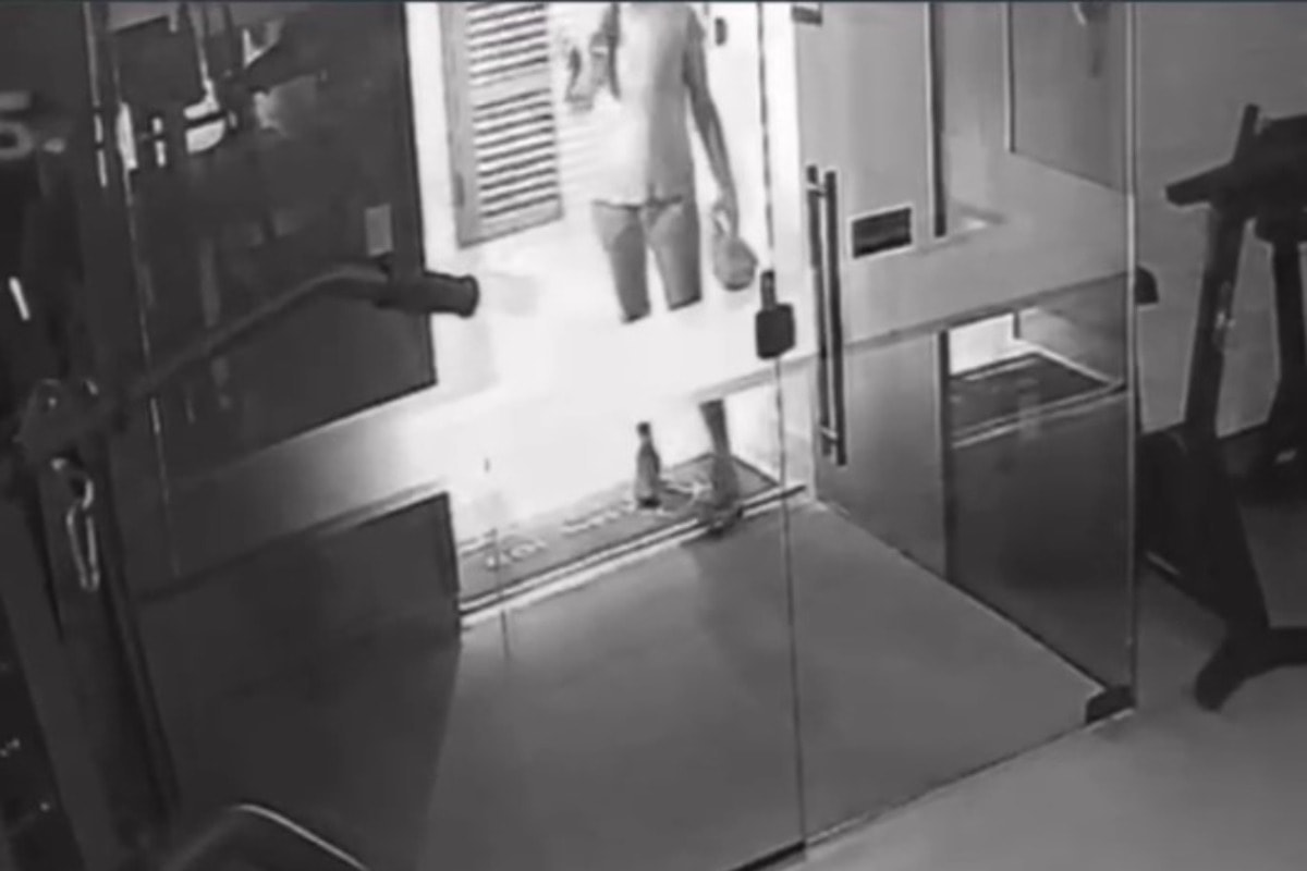 Mulher é condenada por jogar cocô em academia de prédio de luxo