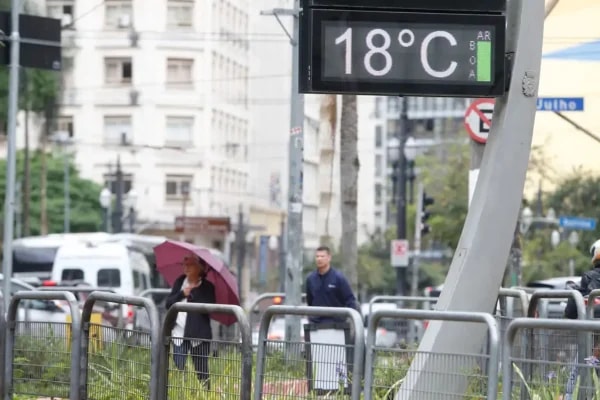 Ciclone-bomba abre caminho para onda de frio no Sul/Sudeste do Brasil