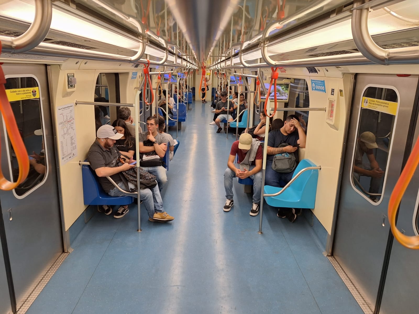 São Paulo tem gratuidade estendida até 0h no metrô e 22h na CPTM no domingo