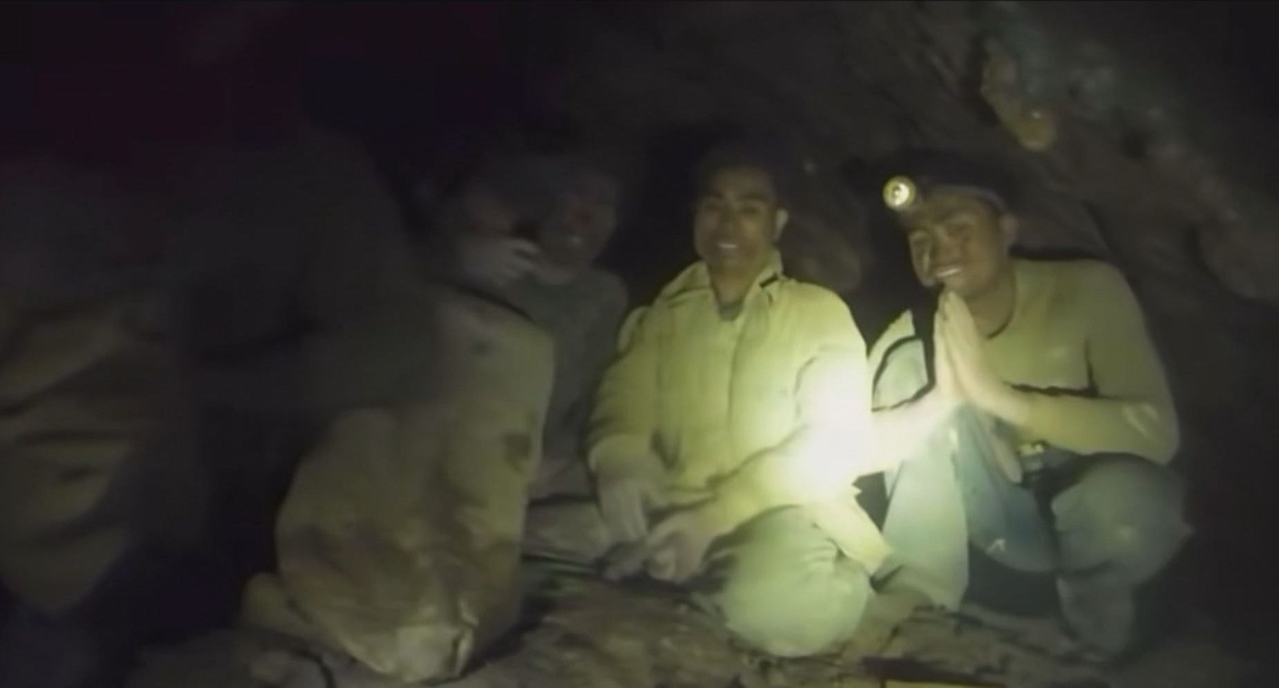 Saiba como operação de resgate em caverna no Laos deverá ser feita