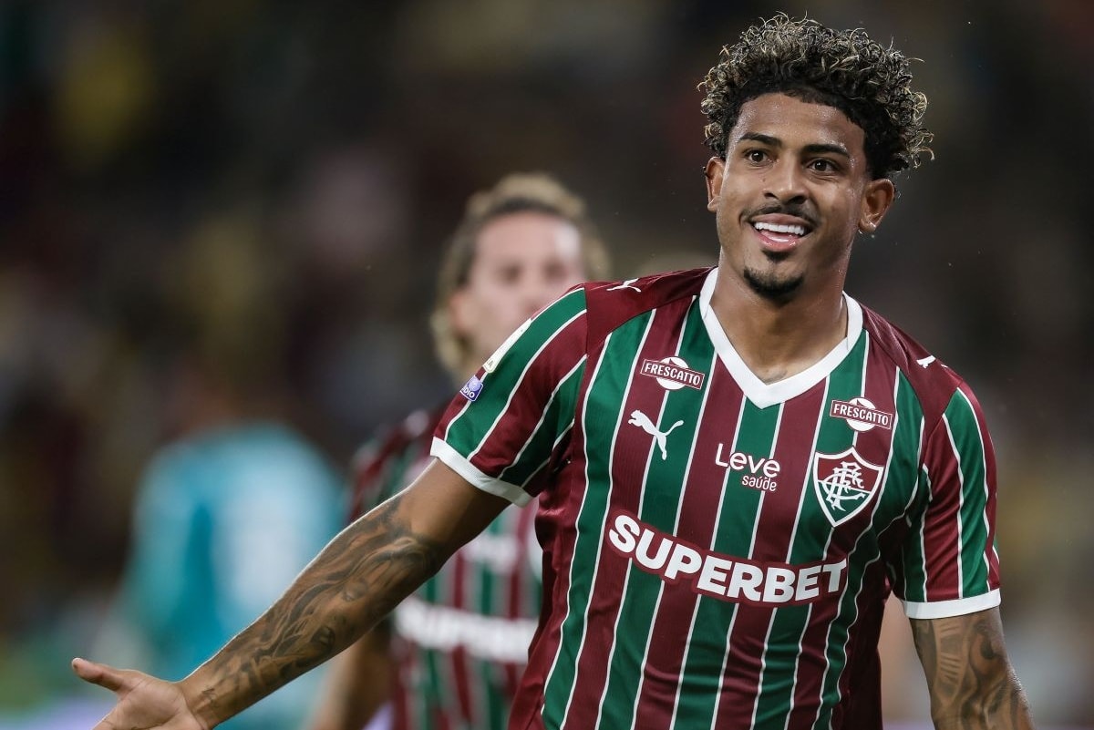 Brasileirão: Fluminense vence a Chapecoense por 2 x 1, no Maracanã