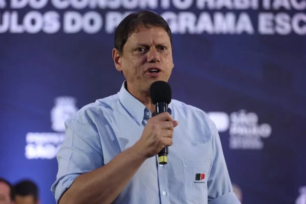 Aliados de Tarcísio, chefes da Federação União-PP faltam à convenção