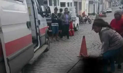 Mulher é atacada com barra de ferro em briga em Conceição do Coité