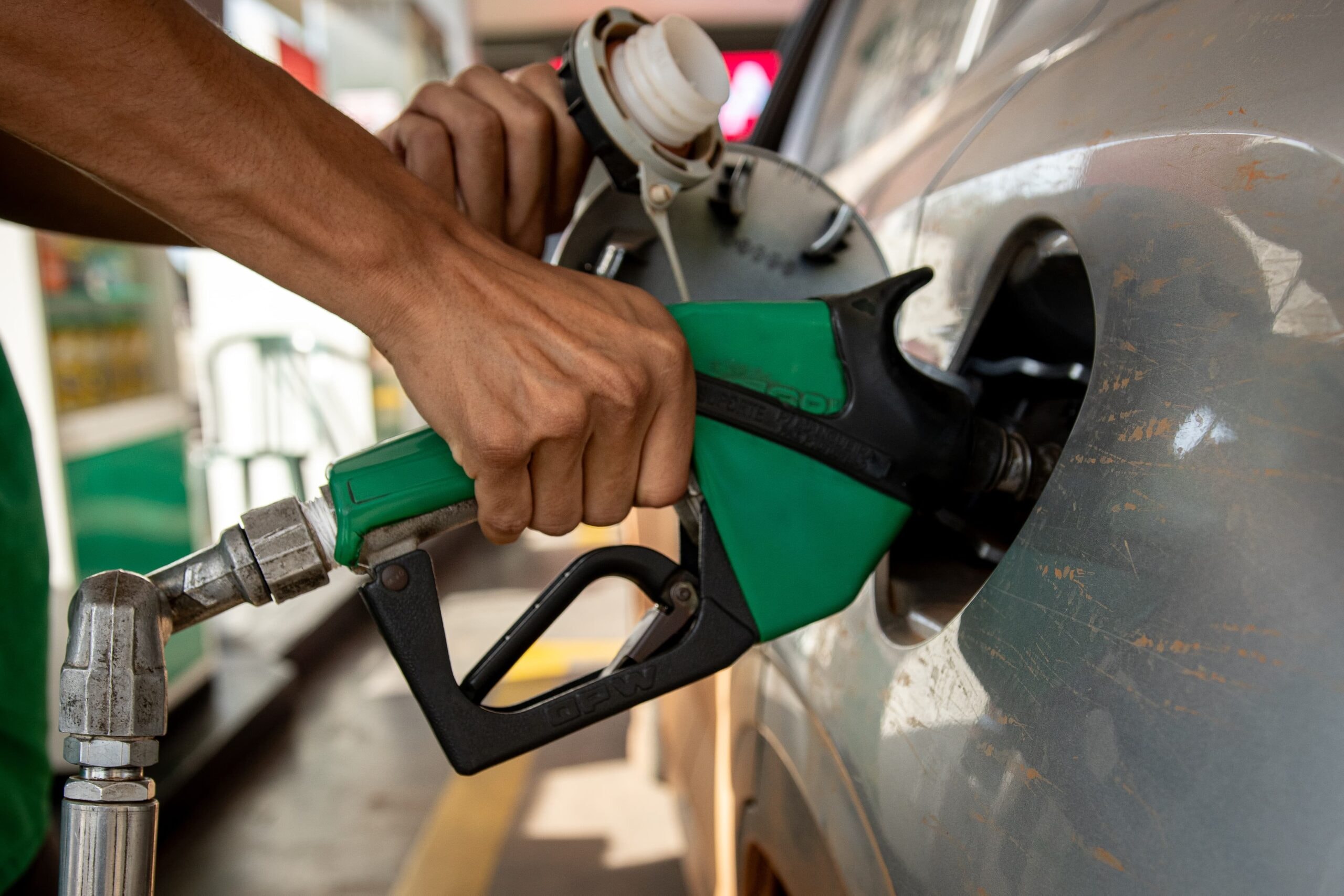 Governo aprova aumento da mistura de etanol na gasolina para 32%