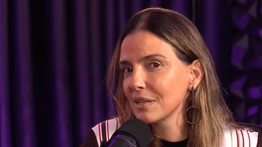 Raquel Brito, irmã do ex-BBB Davi Brito, faz chá revelação do 1º bebê