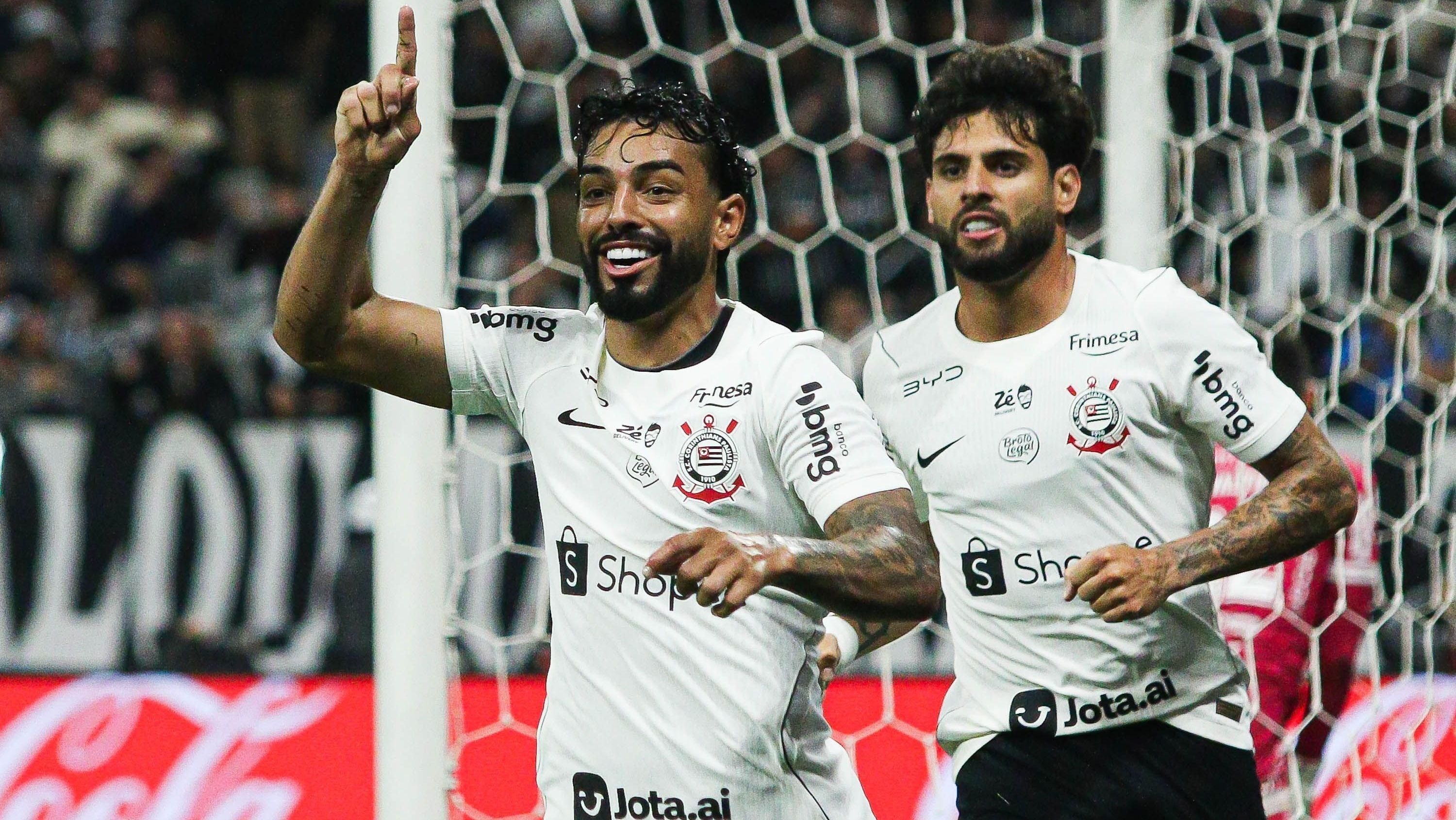 Brasileirão tem distância de apenas 3 pontos do 11º para a zona da degola