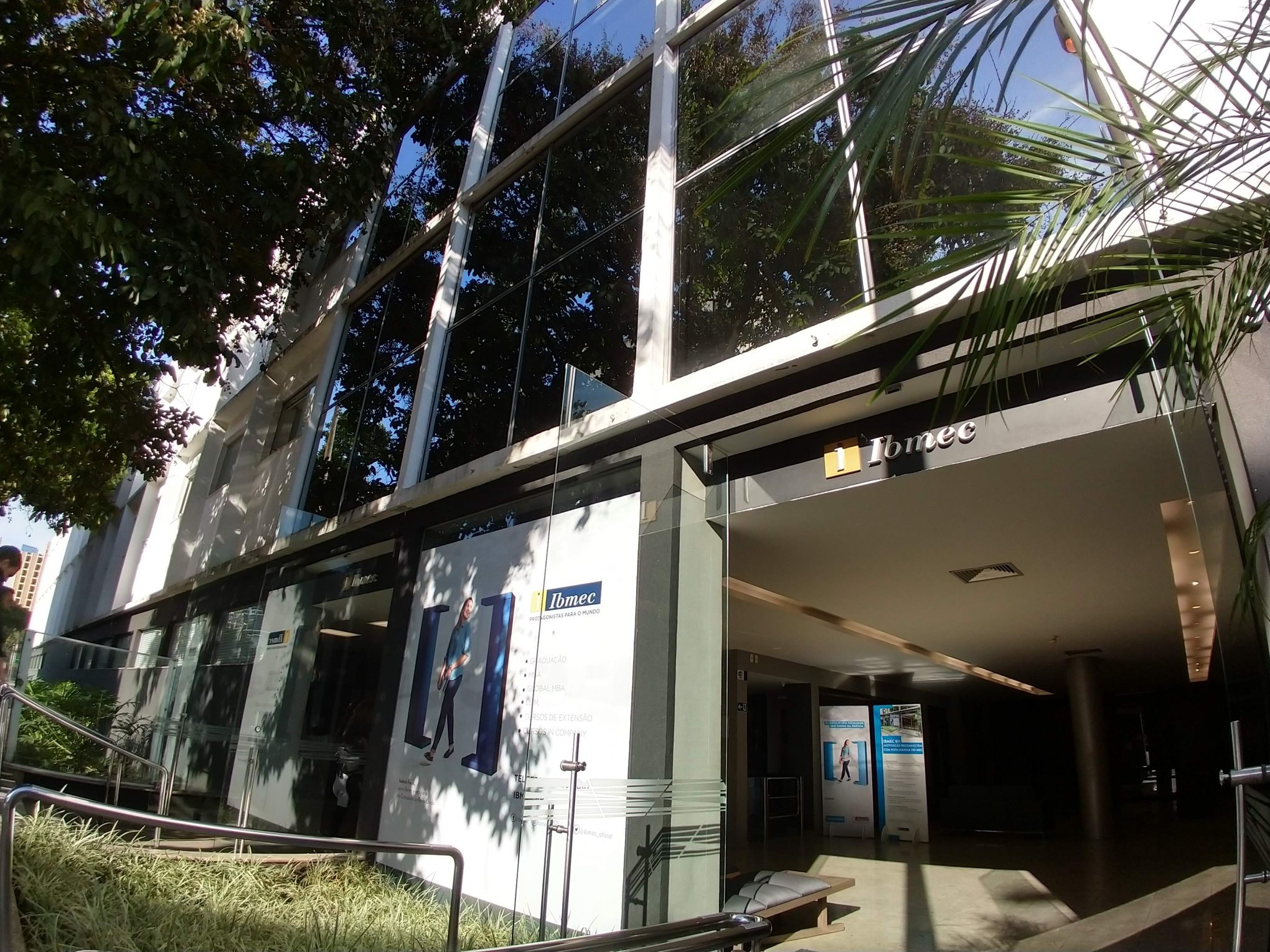Yduqs (YDUQ3) anuncia lançamento de um novo campus do Ibmec em Fortaleza