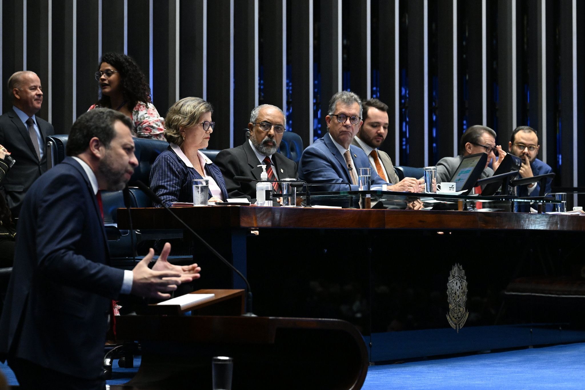 Vamos respeitar decisão de Alcolumbre sobre 6×1, diz líder da maioria