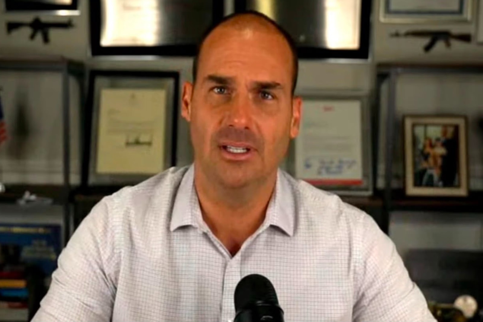 DPU vê "contradição" e pede ao STF pena menor para Eduardo Bolsonaro