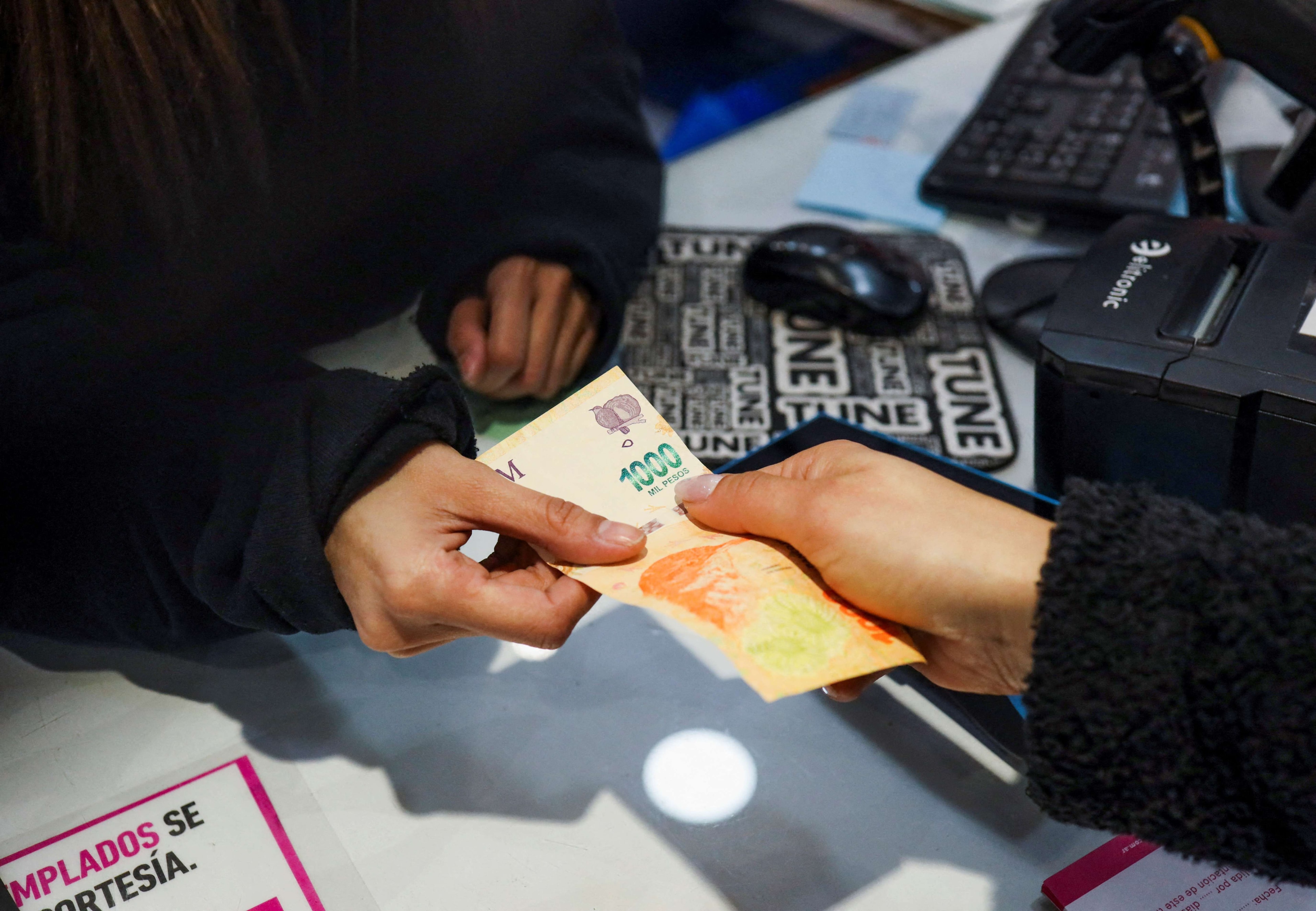Na Argentina, inflação avança 2,1% em maio ante abril