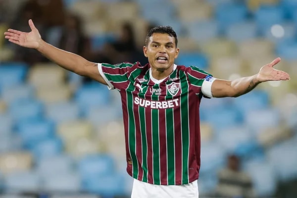 Ancelotti rebate crítica de Thiago Silva à convocação de jovens na Seleção