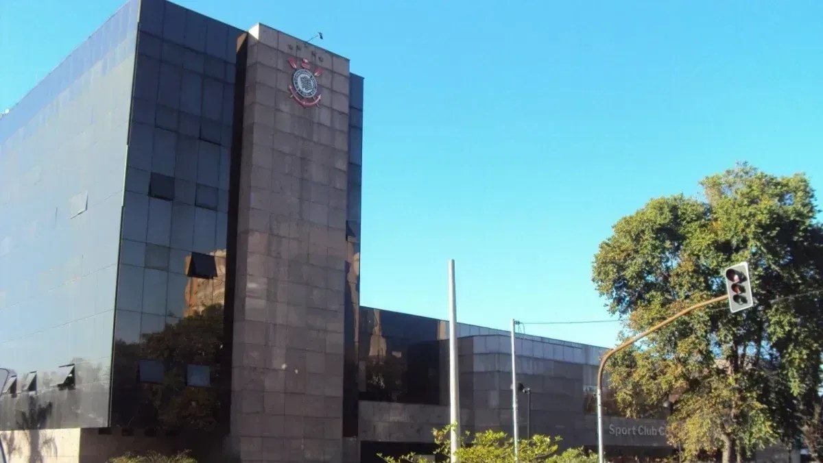 Justiça suspende votação da reforma do estatuto no Corinthians