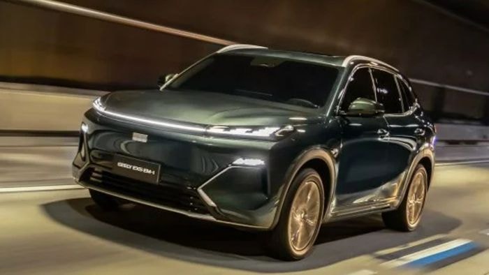 Rival da BYD mostra sistema híbrido com autonomia surreal e IA