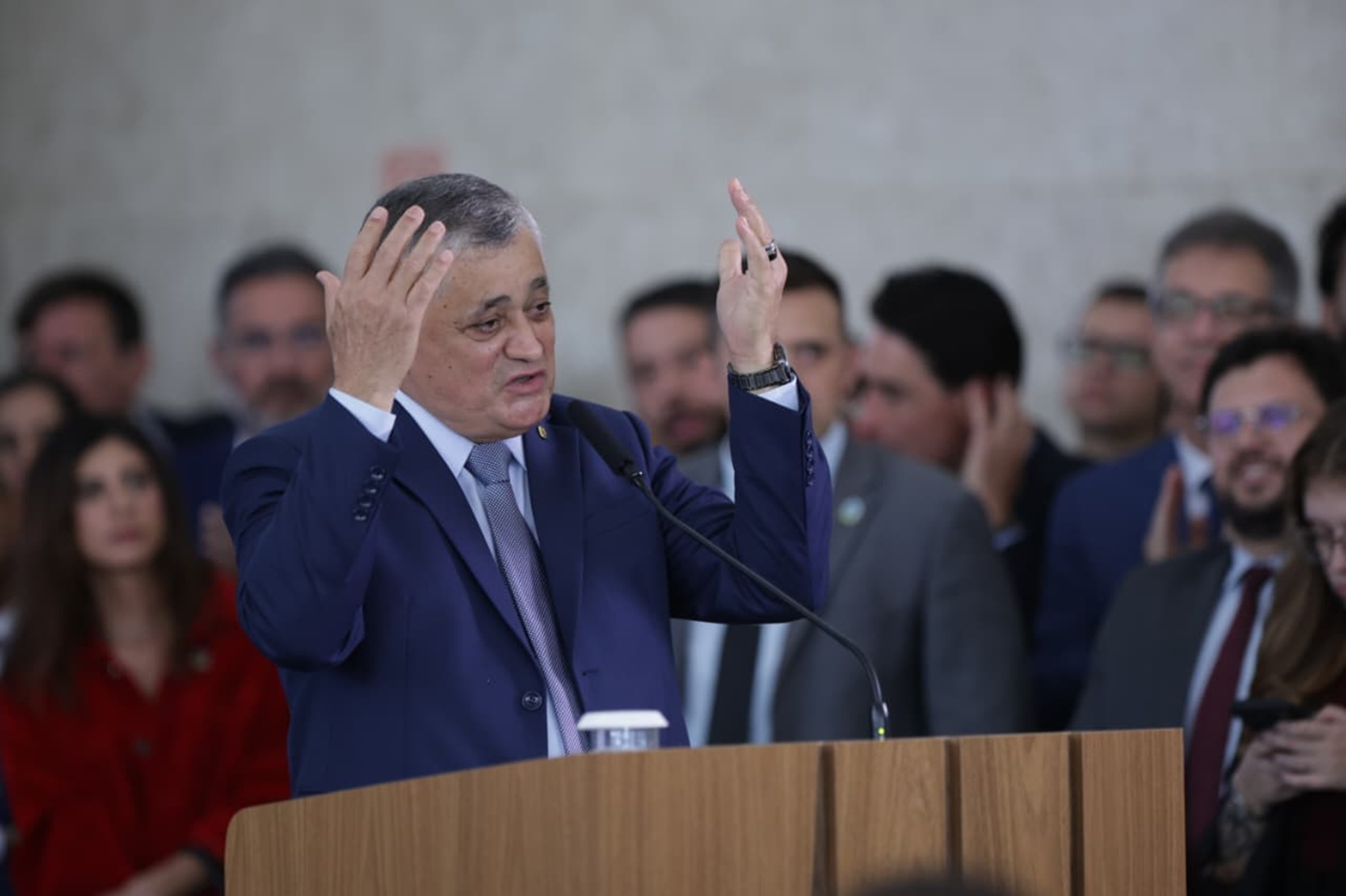 "Absurdo", diz Guimarães sobre relatório da CPI do Crime Organizado