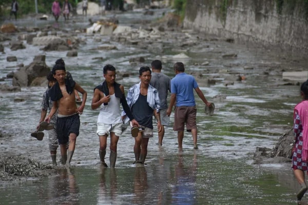 Nepal: número de mortos após deslizamentos e enchentes sobe para 675