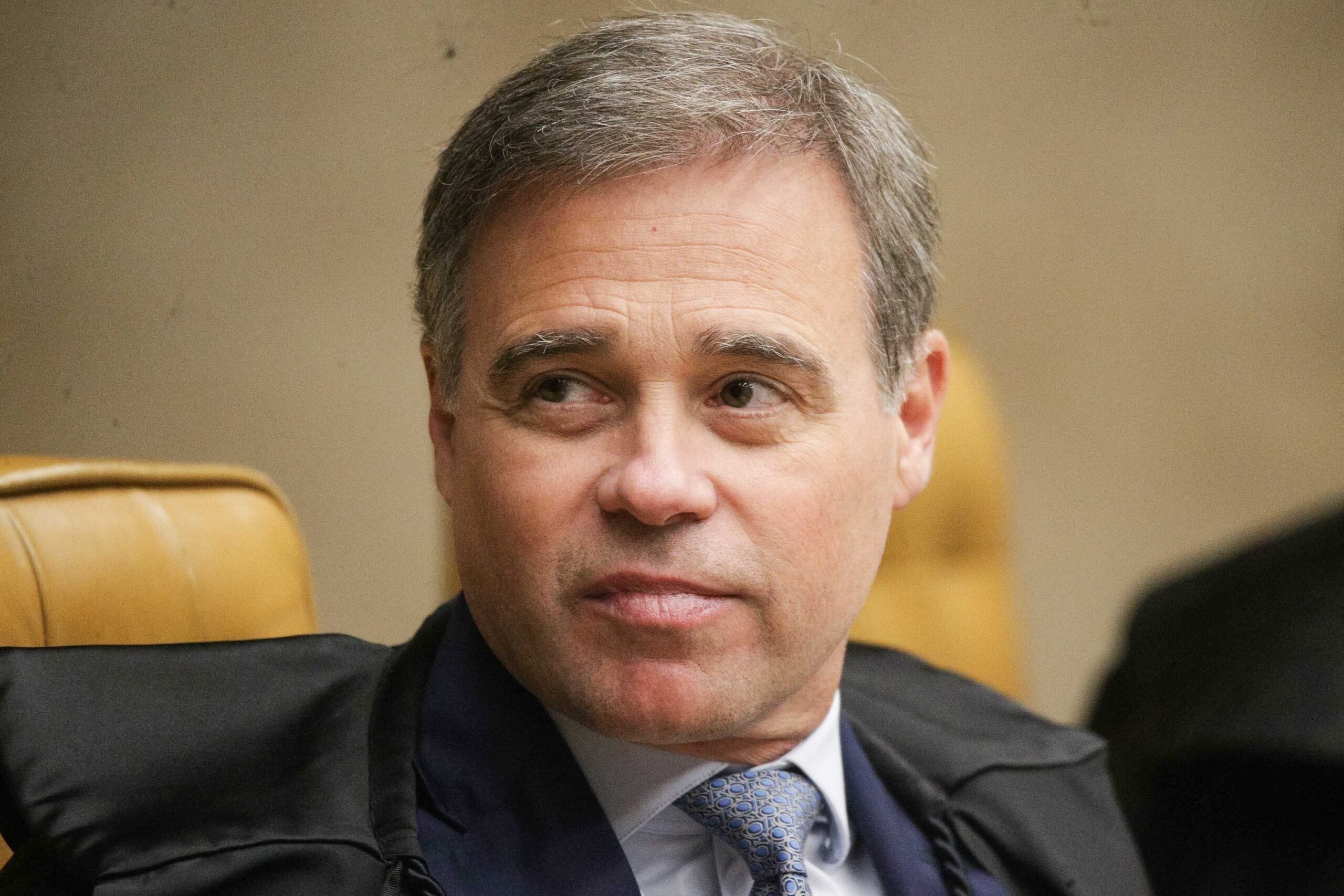 INSS e Master: Mendonça diz que atuará com rigor técnico e seriedade