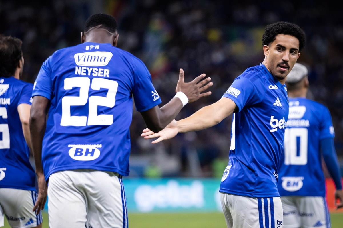 Cruzeiro anuncia saída de Christian, vice-artilheiro na temporada
