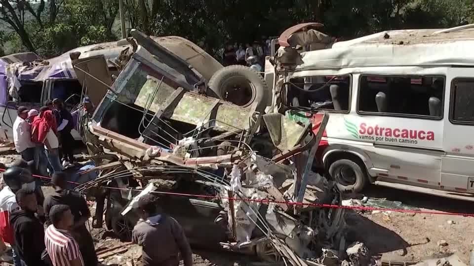 Colômbia prende suspeito de ataque com explosivos que deixou 20 mortos