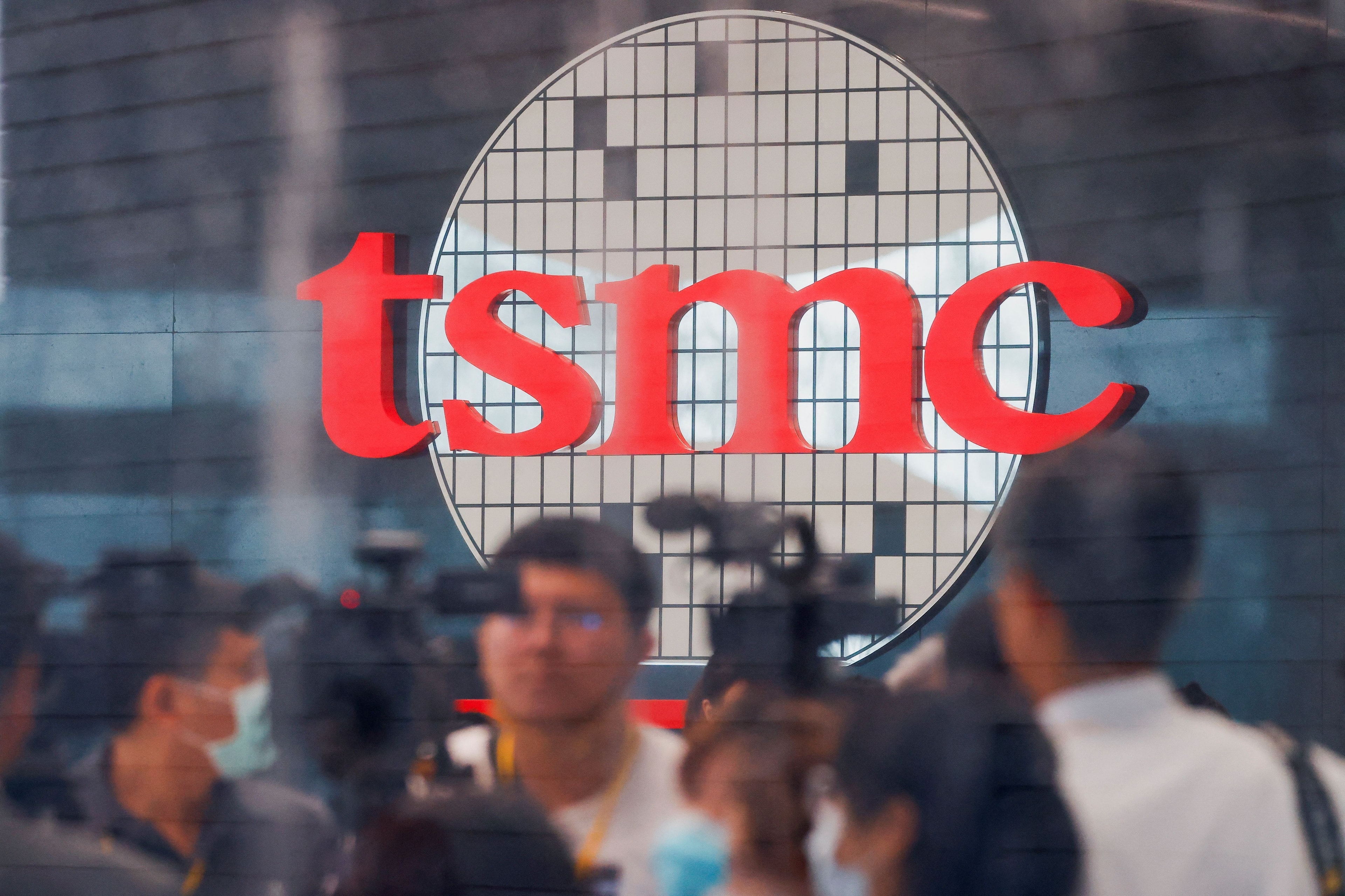 Meta dobra para mais de US$ 50 bi investimento em megadata center de IA