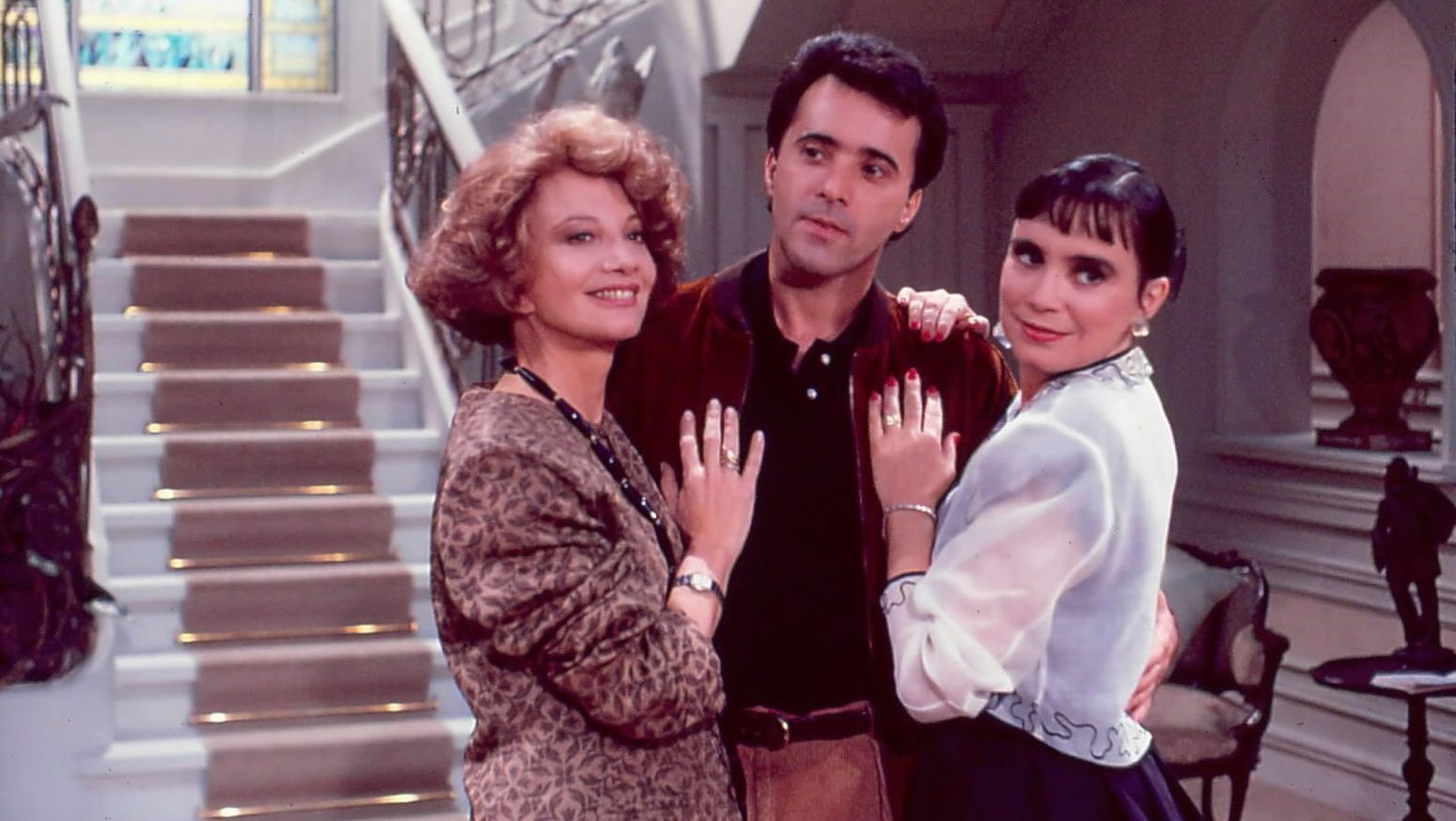 Claudia Raia revela que “quase foi morta” por russos em viagem à Europa