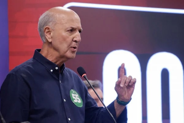 TSE decidirá se Arruda pode ser candidato ao GDF nesta quinta-feira (24/9)