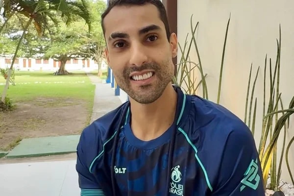 Douglas Souza se casa com Gabriel Campos em cerimônia em São Paulo